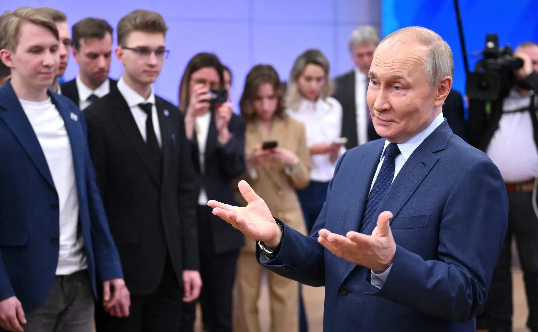 «Не может быть такого состояния, когда человеку не о чем мечтать...», — говорил Владими...