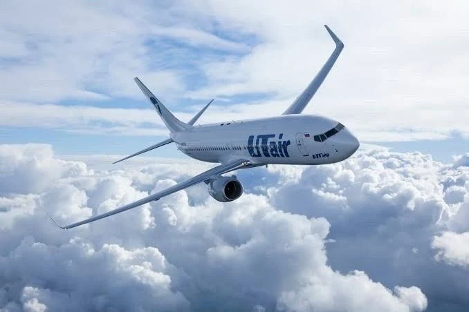 Из интернета. ✈ В самолёте ЮТейр, выполнявшем рейс из Сургута в Краснодар, загорелся те...