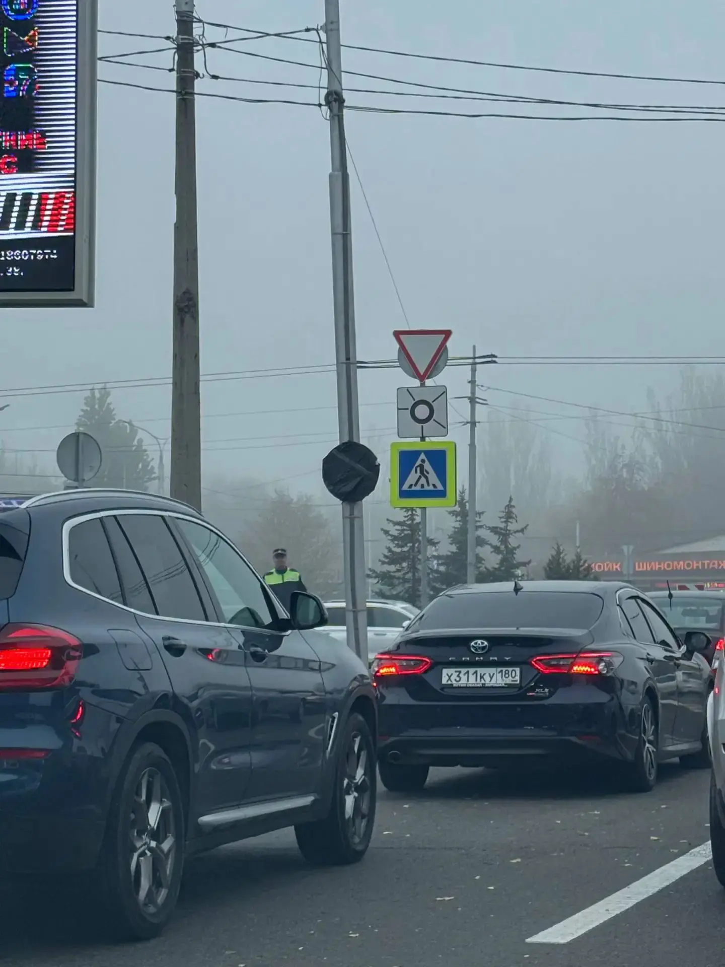На Мотеле готовят знаки, запрещающие поворот налево в час пик