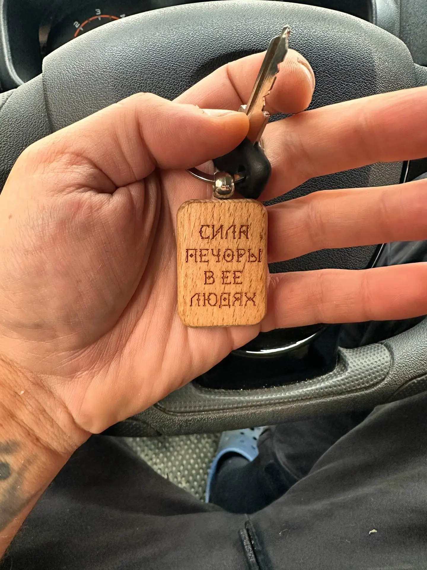 🟢 Не хулиганьте. Пару дней без связи!