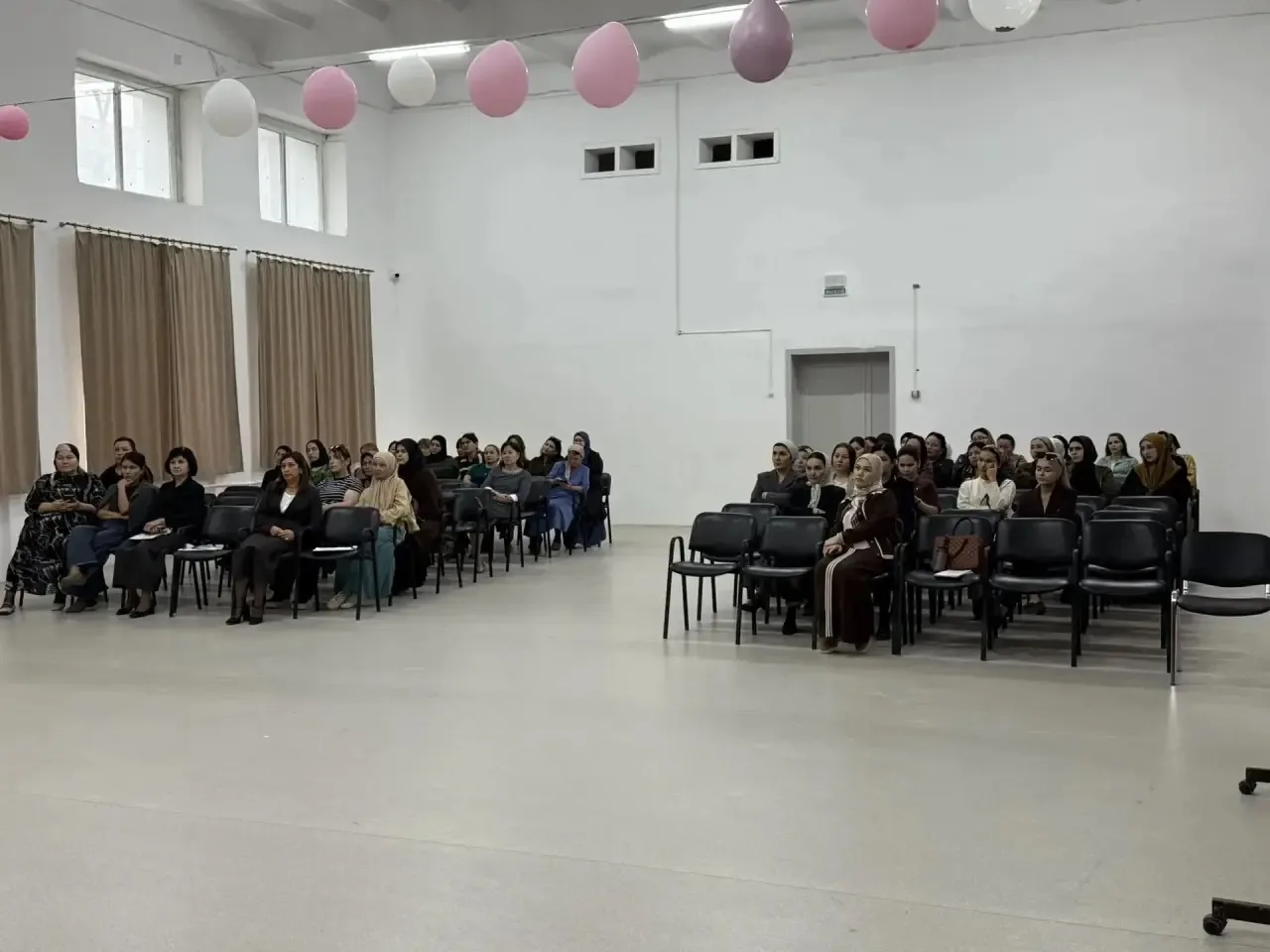 Общешкольное родительское собрание: обсудили кибербезопасность и питание в школе