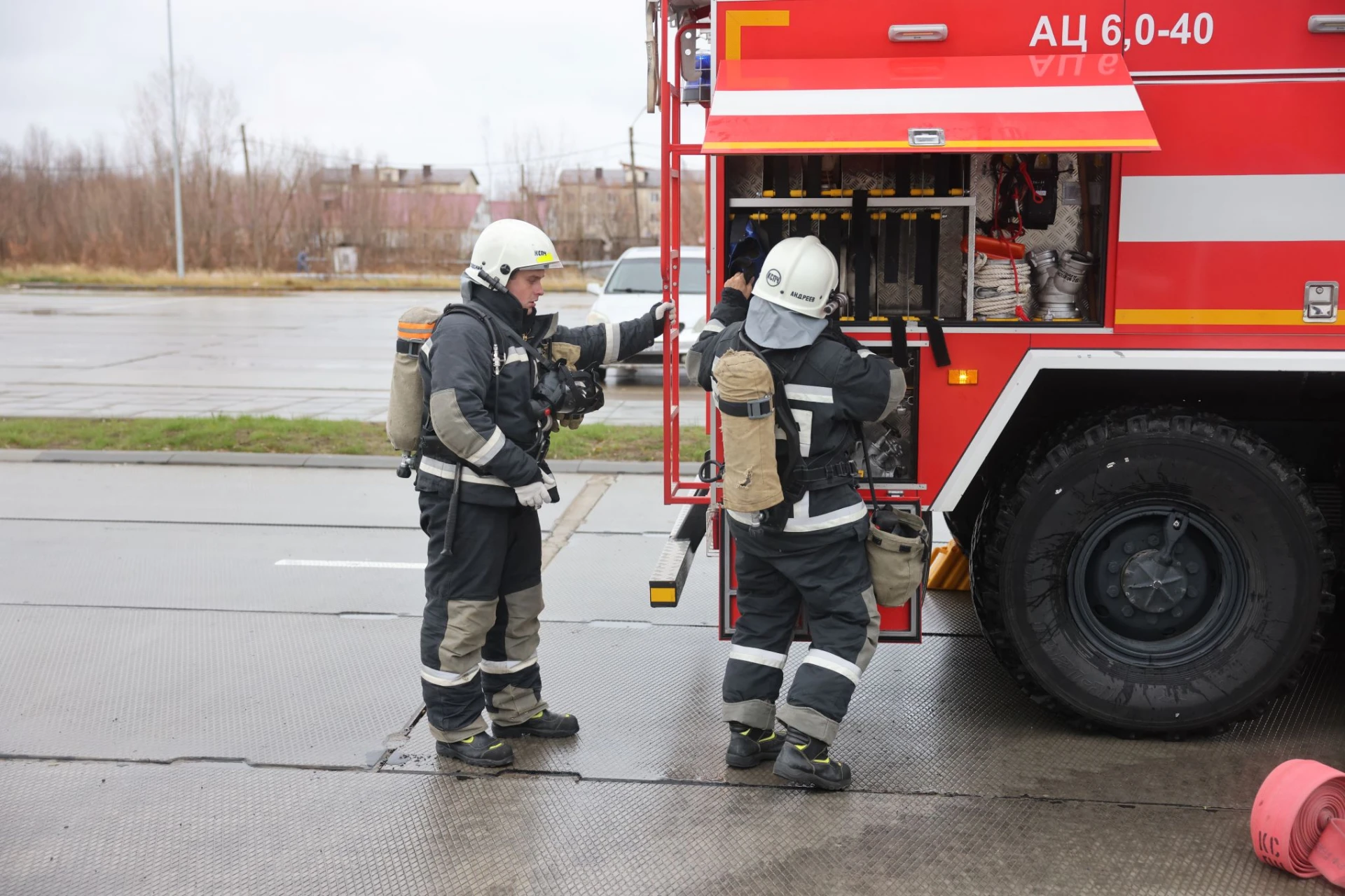 🧑‍🚒 Огнеборцы в ванной: в Красноселькупе потушили условный пожар в многоквартирном доме