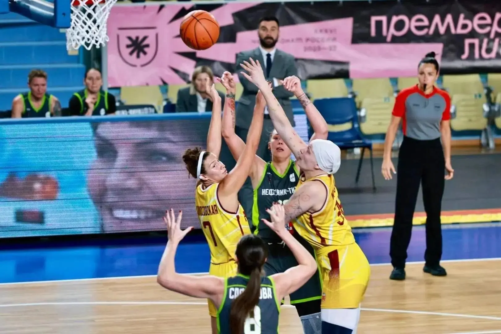 🏀 Баскетбольная команда «Надежда» одержала победу в домашнем матче