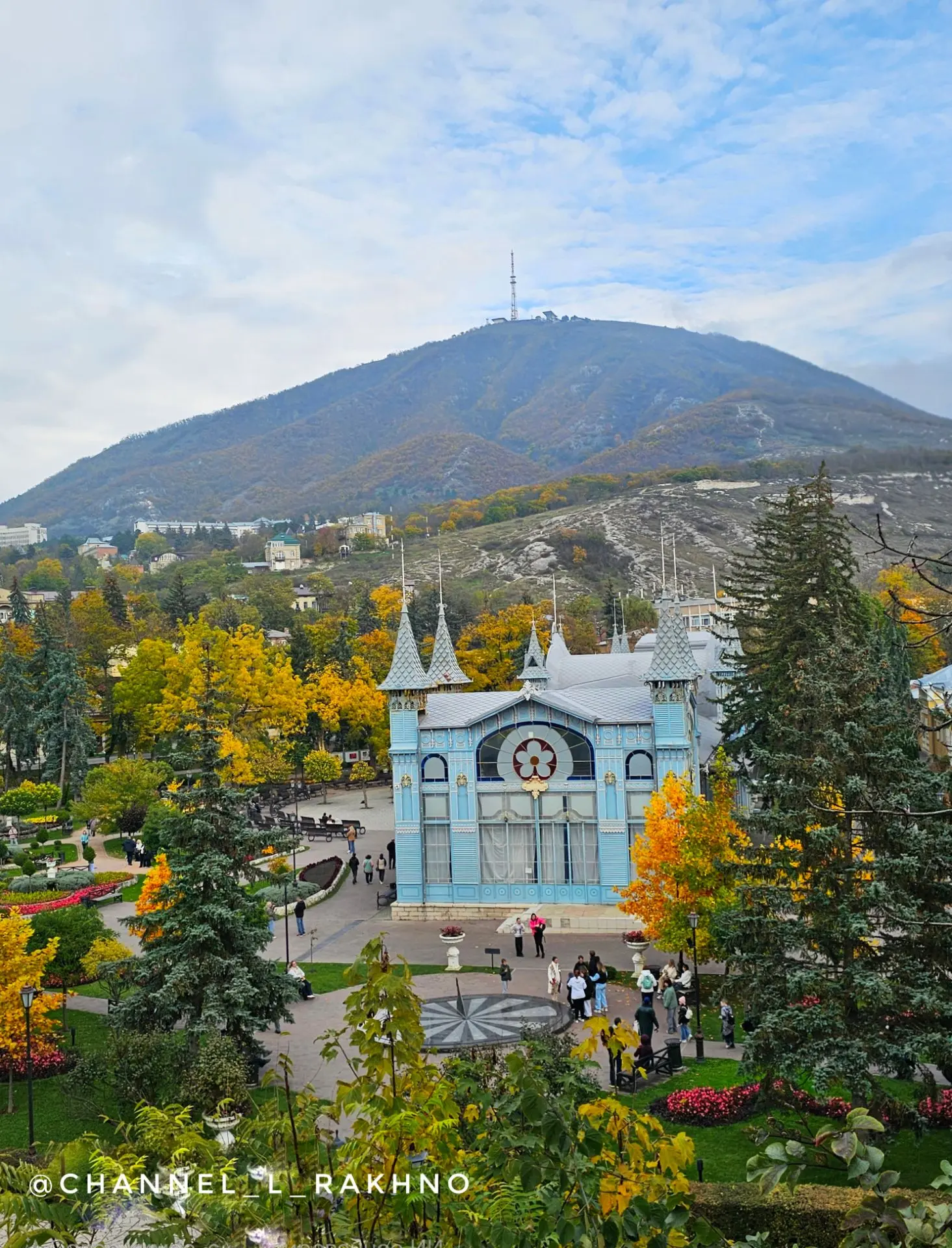 Есть чудесное время на свете,