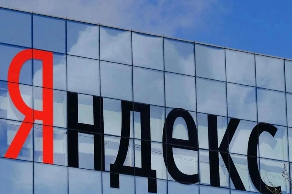 В работе "Алисы AI" и умных устройств "Яндекса" наблюдаются сбои, cообщают СМИ.