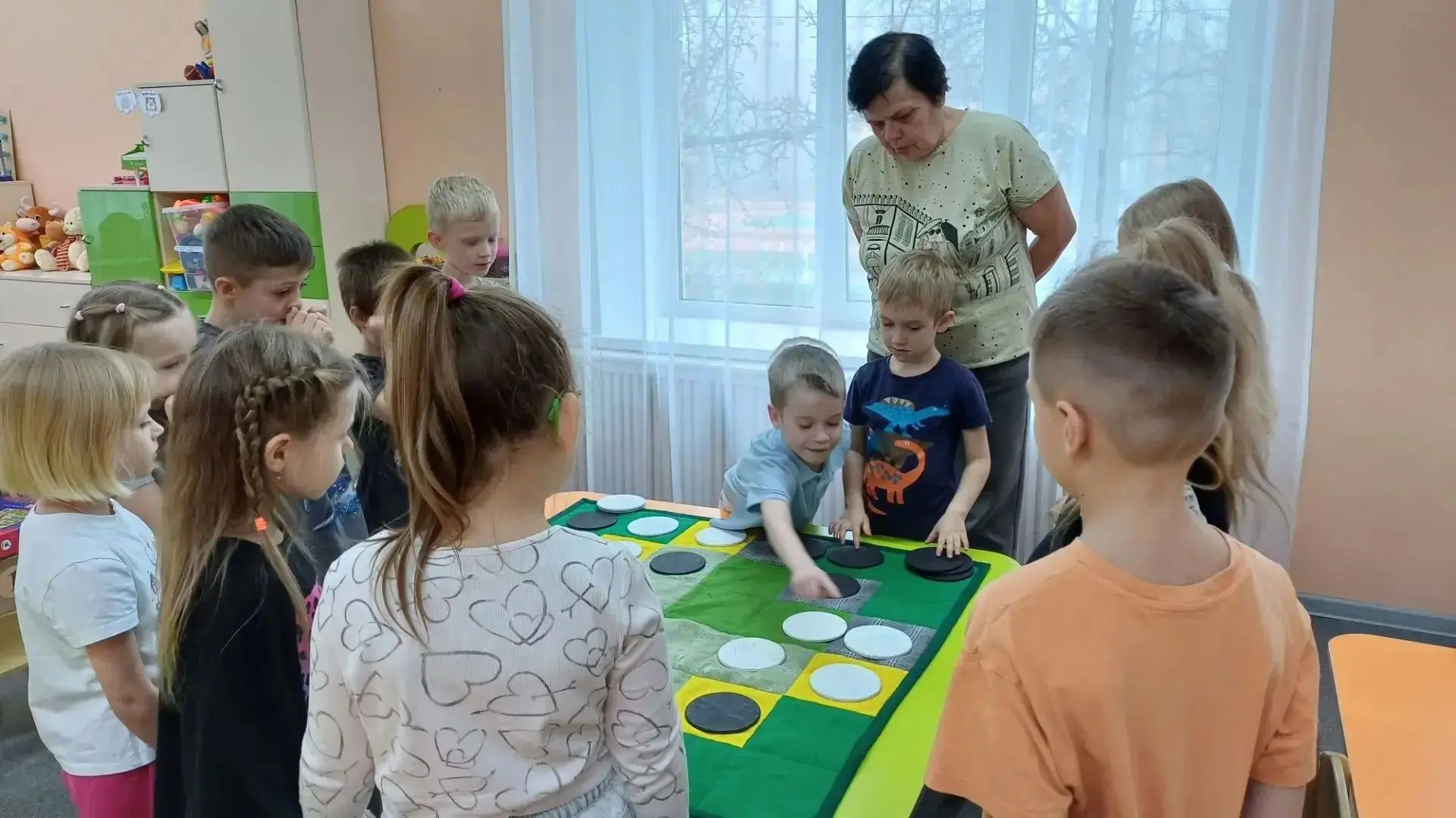 ДОШКОЛЬНОЕ ОТДЕЛЕНИЕ детский сад «РОМАШКА»