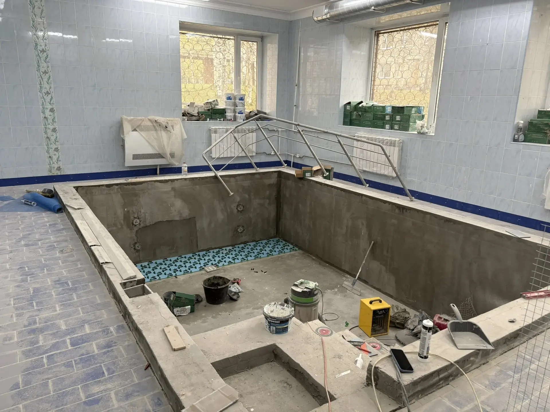 🌊 В Детской республиканской больнице ремонтируют бассейн