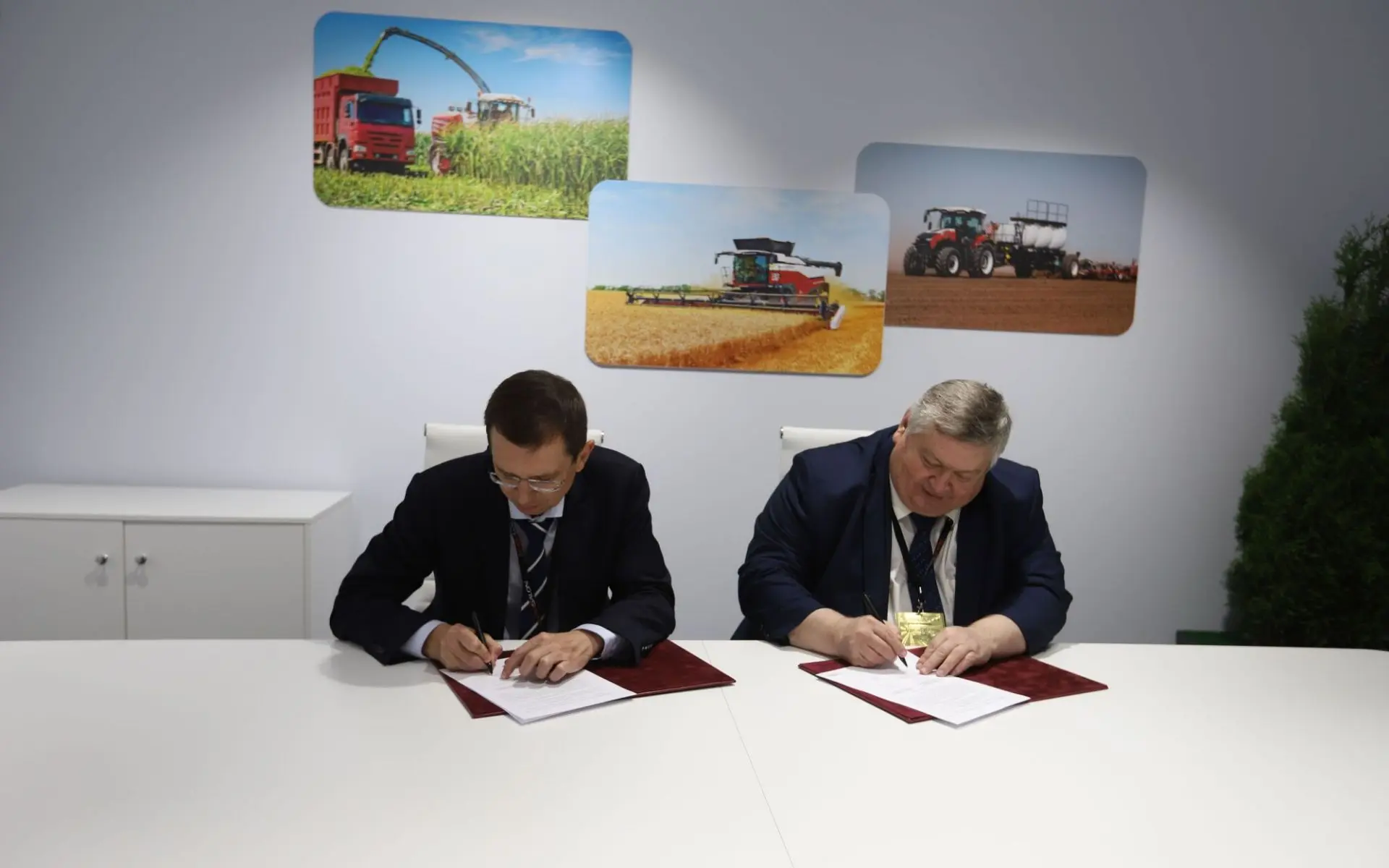 🌾 Ещё одно соглашение для обновления техники оренбургских хозяйств