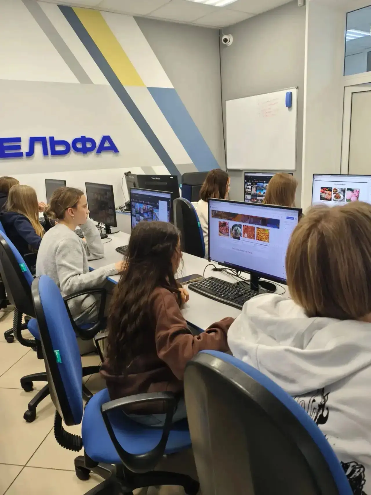 Недавно для учащихся 7-х классов 2 корпуса была организована увлекательная экскурсия в ...