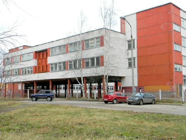 В Кирово-Чепецке обновят ограждение школы № 10