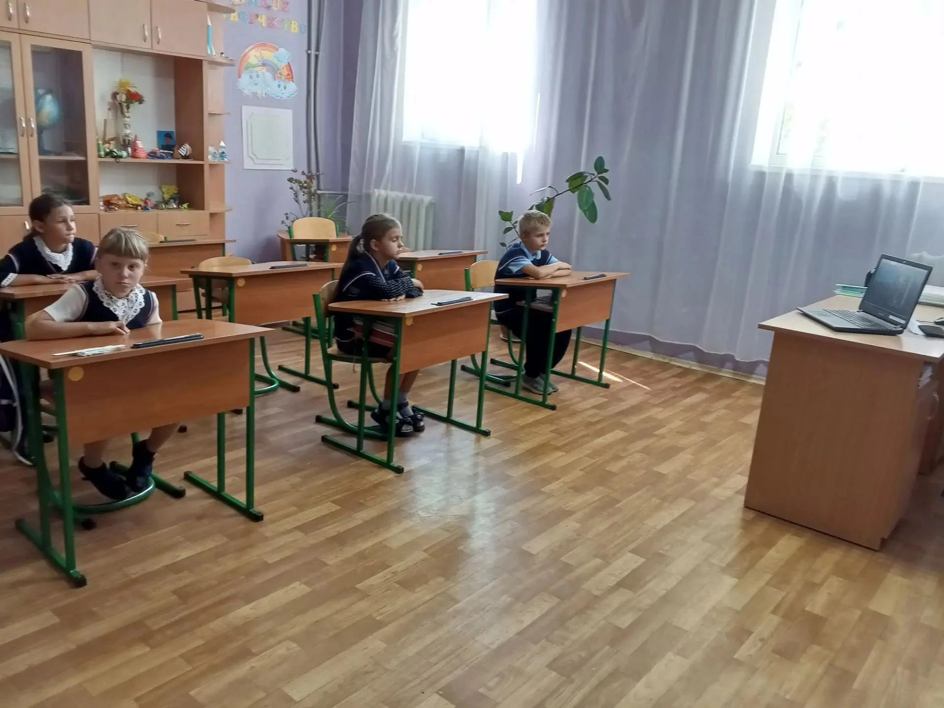 13.10.2026 в группе второго класса прошел киноурок по просмотру духовного фильма "За ру...