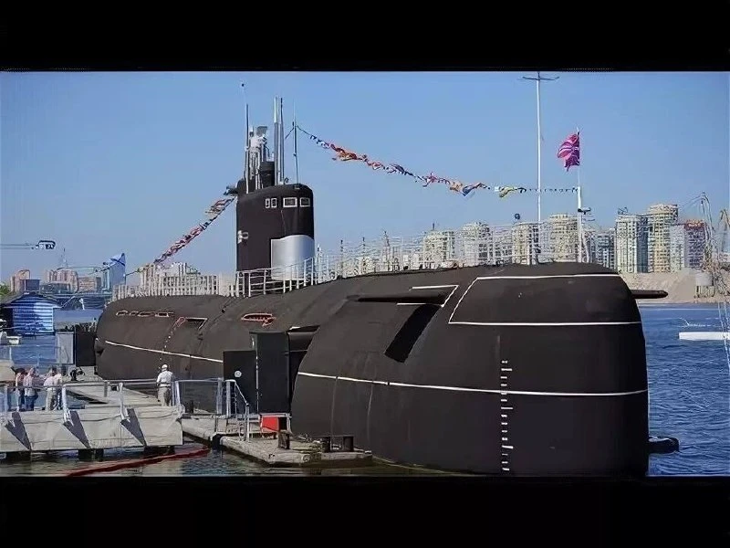 ⚓ На подводную лодку Б‑396 в рамках акции Московская музейная неделя в парке Северное Т...