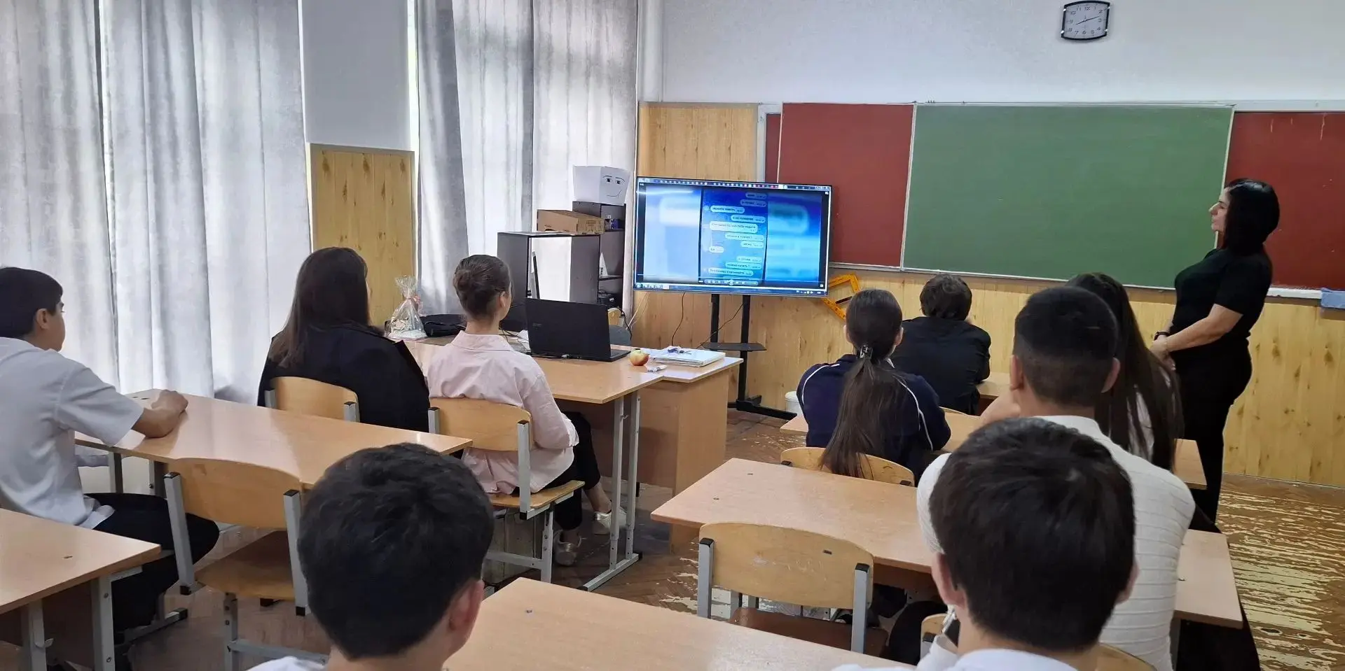 Сегодня на «Разговорах о важном» мы окунулись в мир безопасного интернета! 🌐🔐