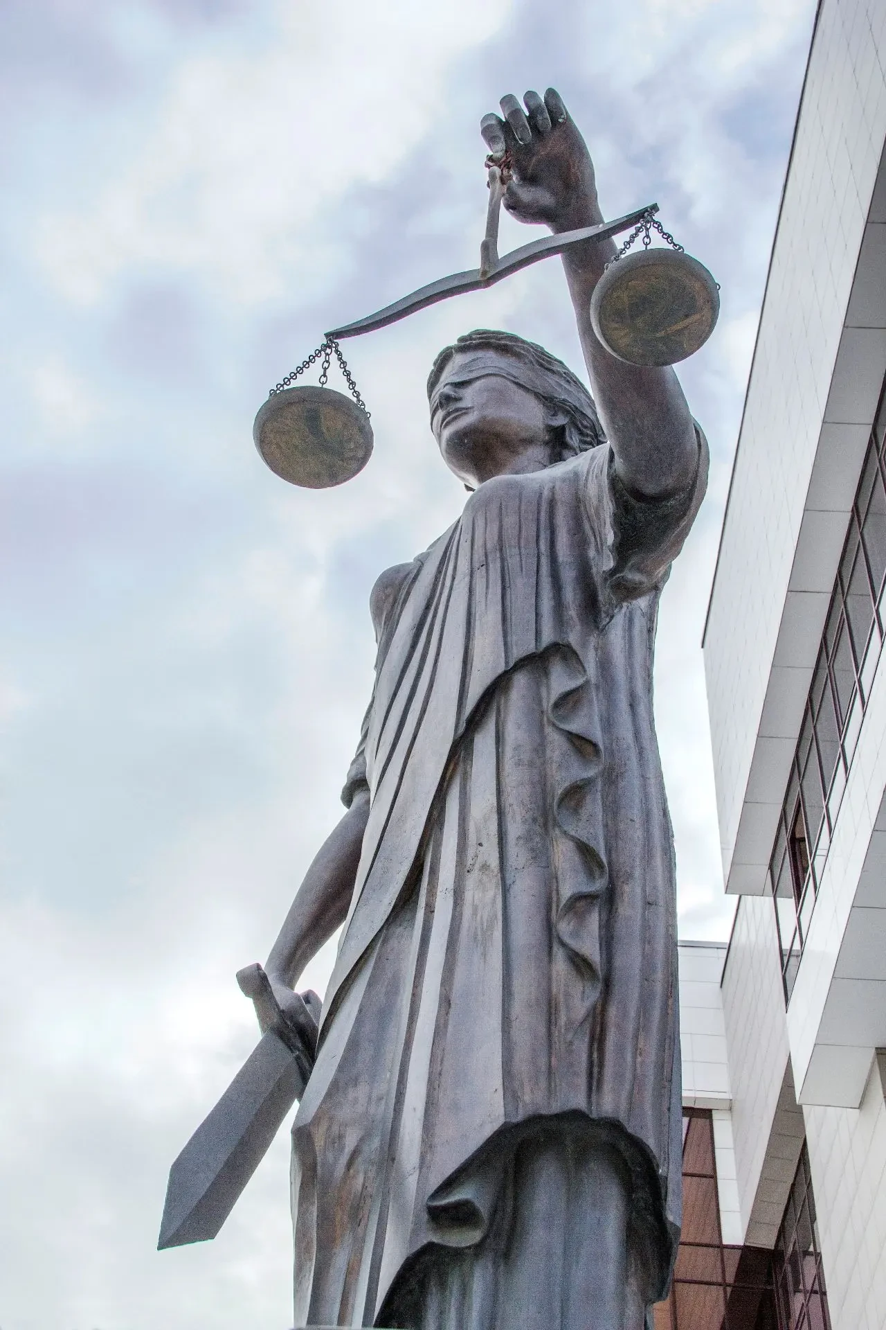 ⚖️ Свердловский облсуд отменил решение об УДО Максима Мальмина