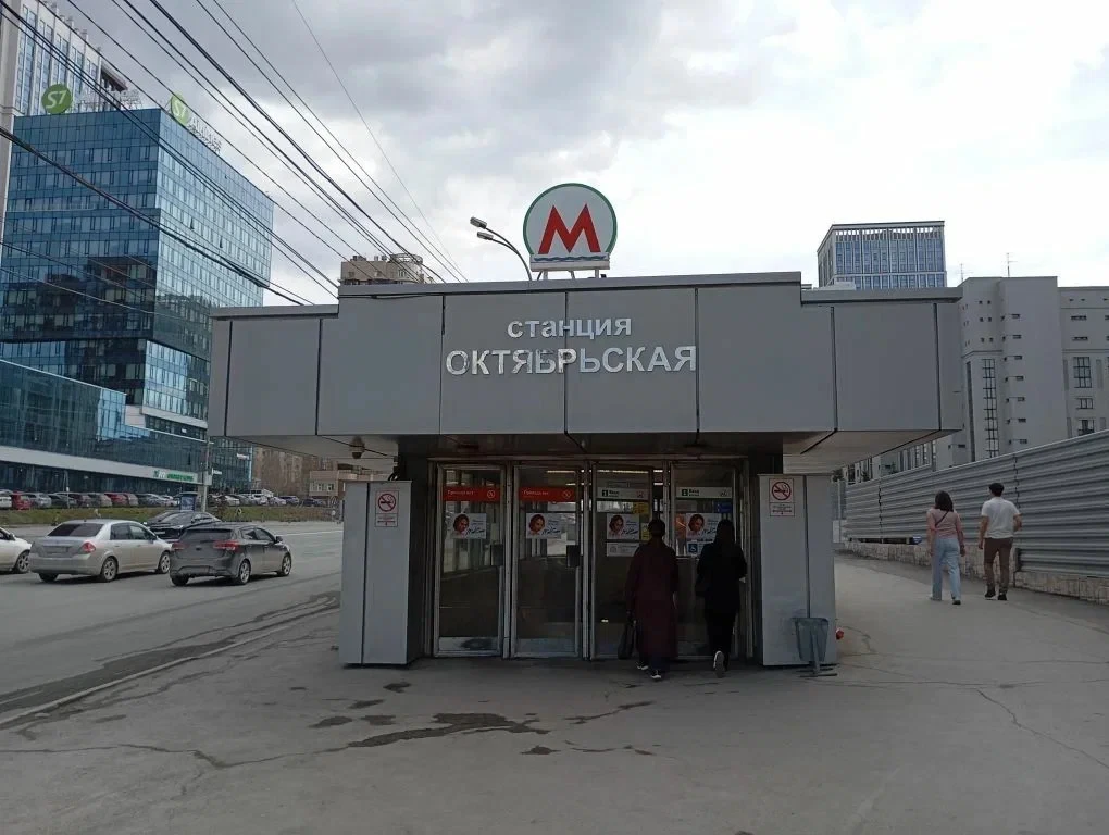 На «Октябрьской» на десять дней закроют второй вестибюль