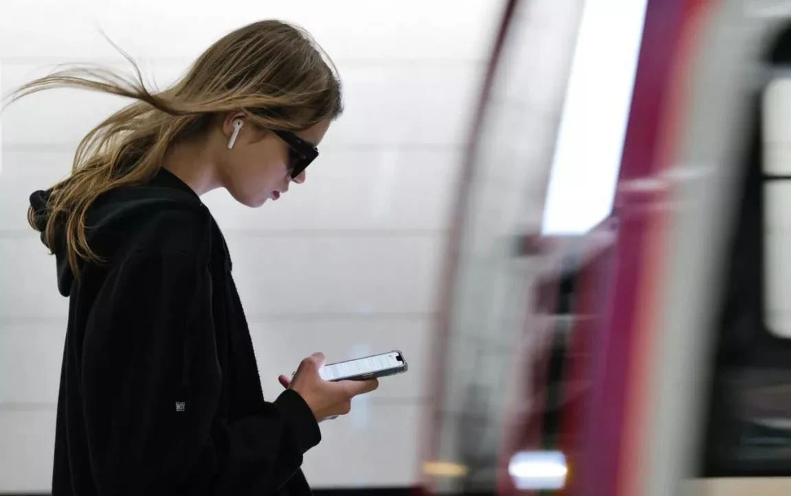 Масштабный сбой затронул сервисы Яндекса и другие приложения. Пользователи жалуются на ...