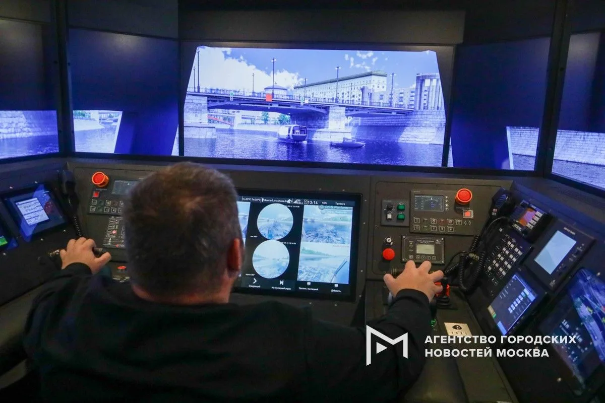 Площадка «Транспортная галактика» работает в Центре профессионального развития молодежи...