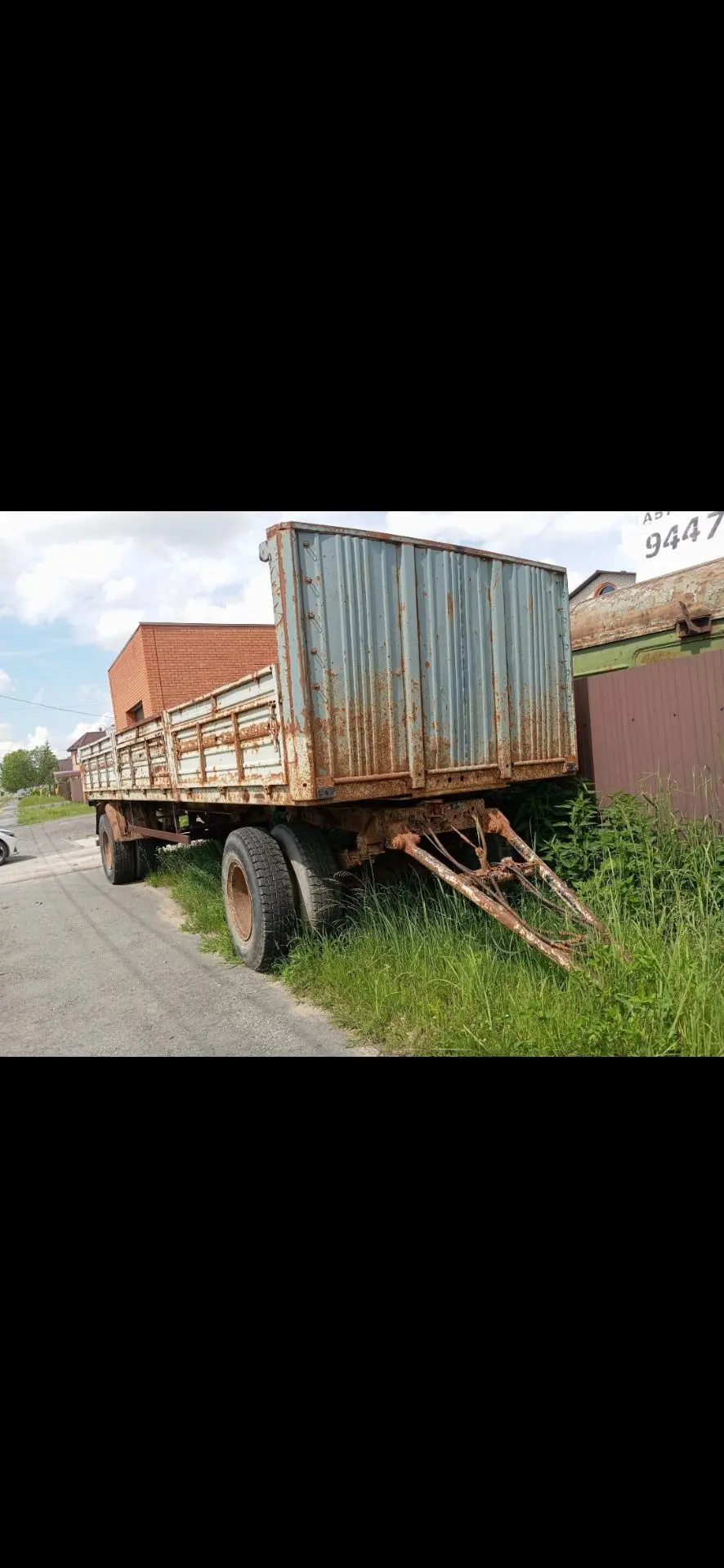 Продаётся прицеп бортовой МАЗ 83781-012 2000года. Находится в Тюмени. Цена 180000. Теле...