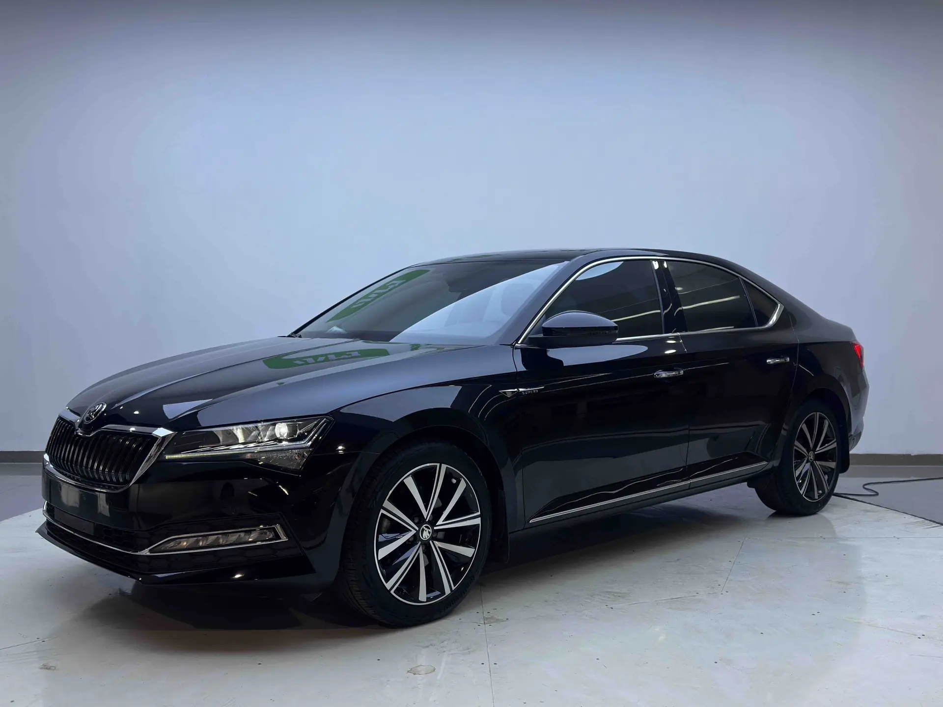 🇨🇳 SKODA SUPERB 2023 — PREMIUM EDITION