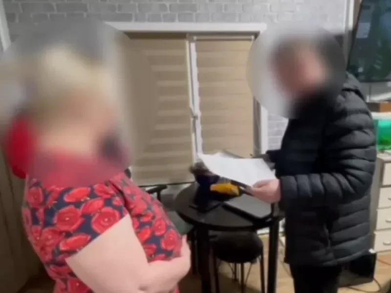 Попавшая под статью руководитель центра ГТО в городе Назарово оказалась осужденной взят...
