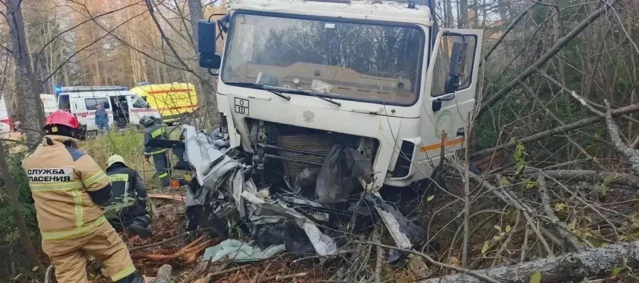 🙏 Думаю, стоит написать проще: на трассе Ижевск — Сарапул погибла девушка