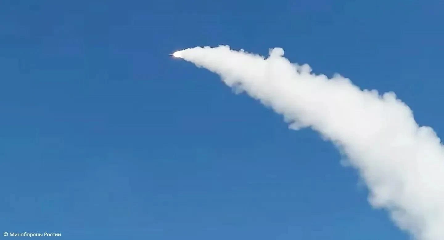 🪖 Массированный удар по используемым ВСУ коммуникационным и энергетическим объектам на...