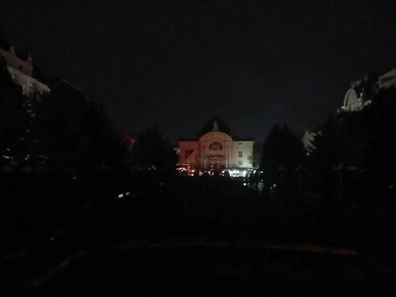 ‼️🏴‍☠🇺🇦 Блэкаут в Черновцах после ударов по энергетике