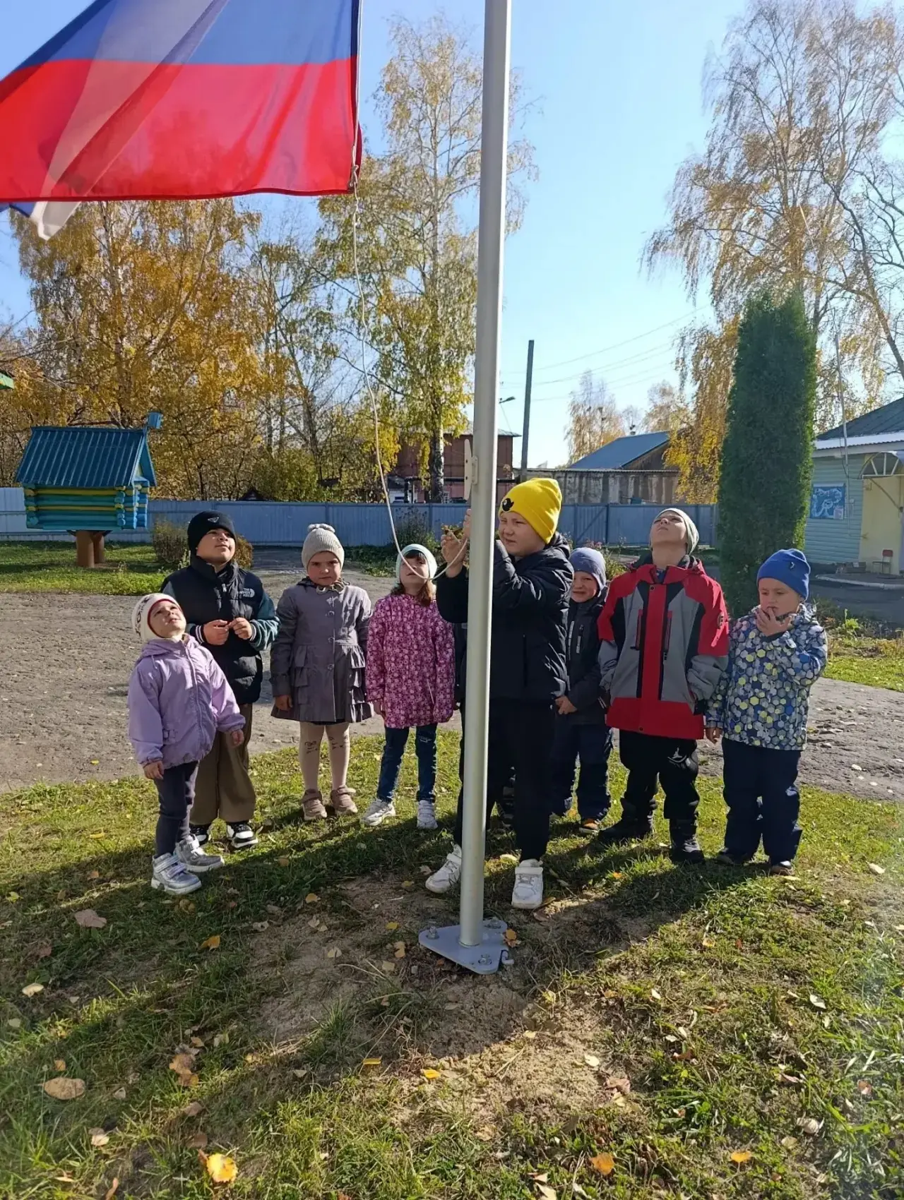 🎉 Право поднять флаг — у Китаева Максима! 🎉