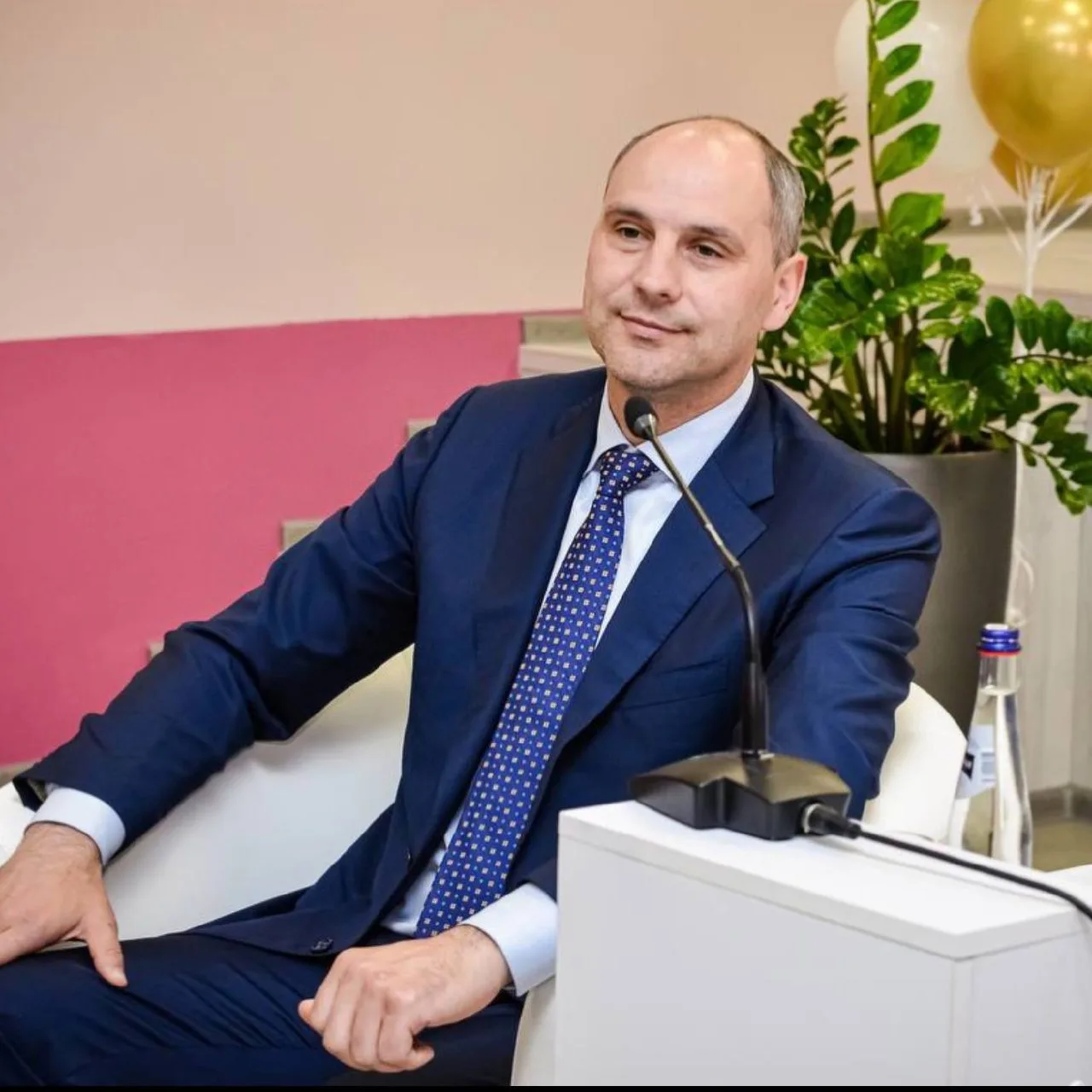 Губернатор Свердловской области Денис Паслер лично берет под контроль продажу алкоголя ...