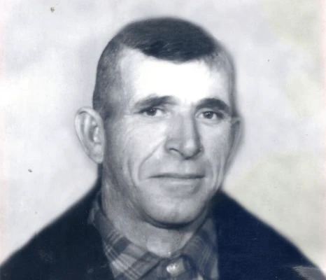 Загляните в семейный альбом: он был одним из скромных трудяг (статья из "Районки" 2016 ...