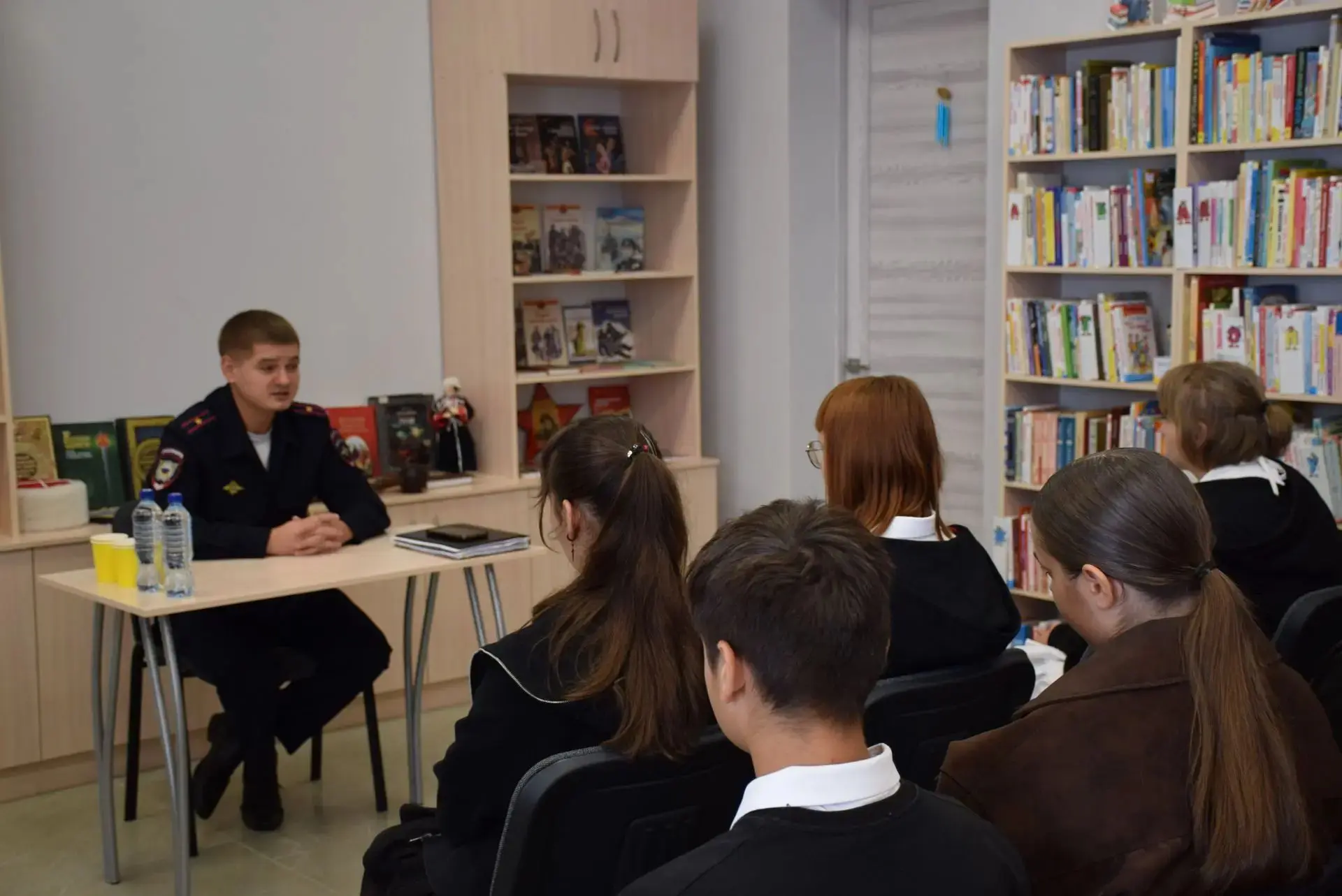 🛡️ Безопасность в цифровом мире: участие наших учащихся в межведомственной конференции