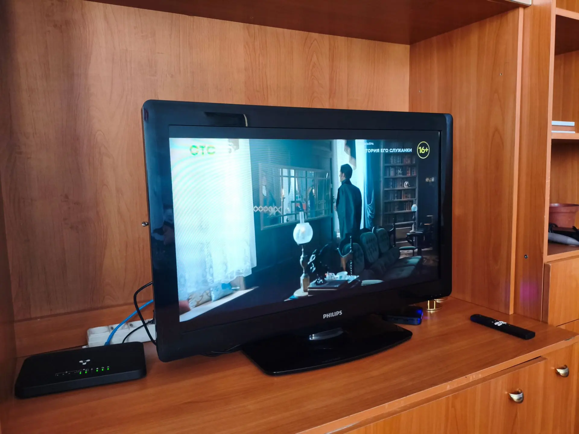 Продам телевизор Philips. 3000 ₽, торг уместен. Все подробности и фото — в личные сообщ...