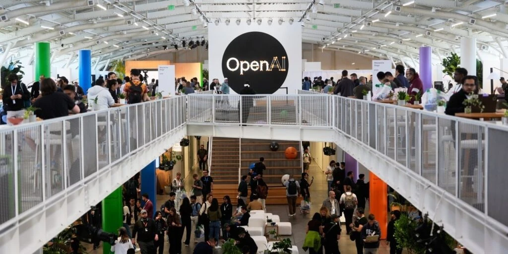 📰 Я в американский бигтех. Кому что взять? В OpenAI поймали…