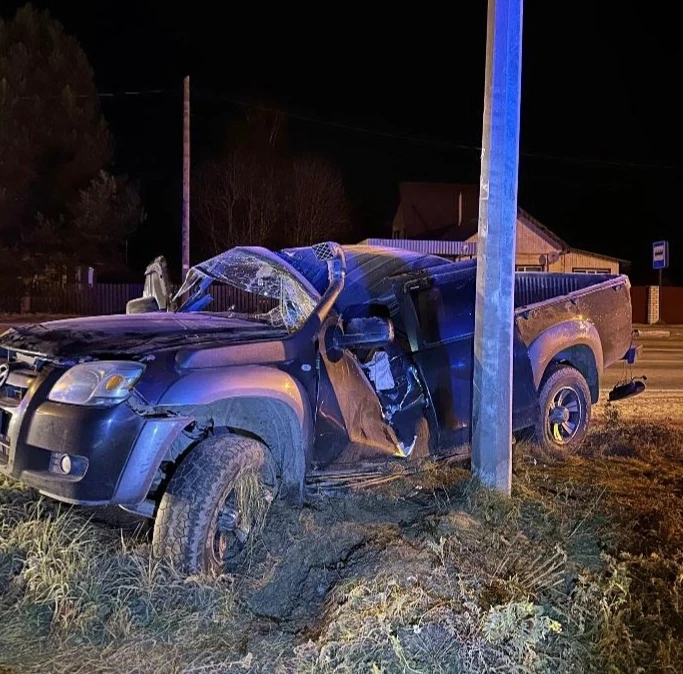 В Вельском районе 23 октября в 00:30 на 5 км региональной автомодороги «Вельск-Филяевск...