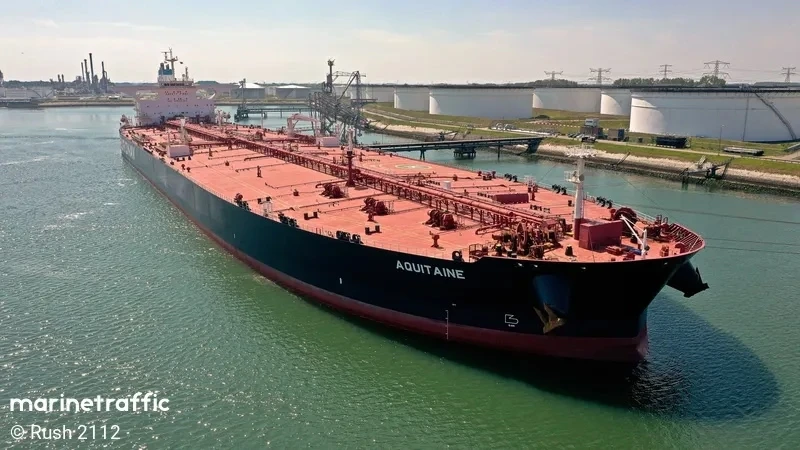 💥⚓⛴  Иран заявил об атаке на третий супертанкер в Ормузском проливе: горит Al Maqam