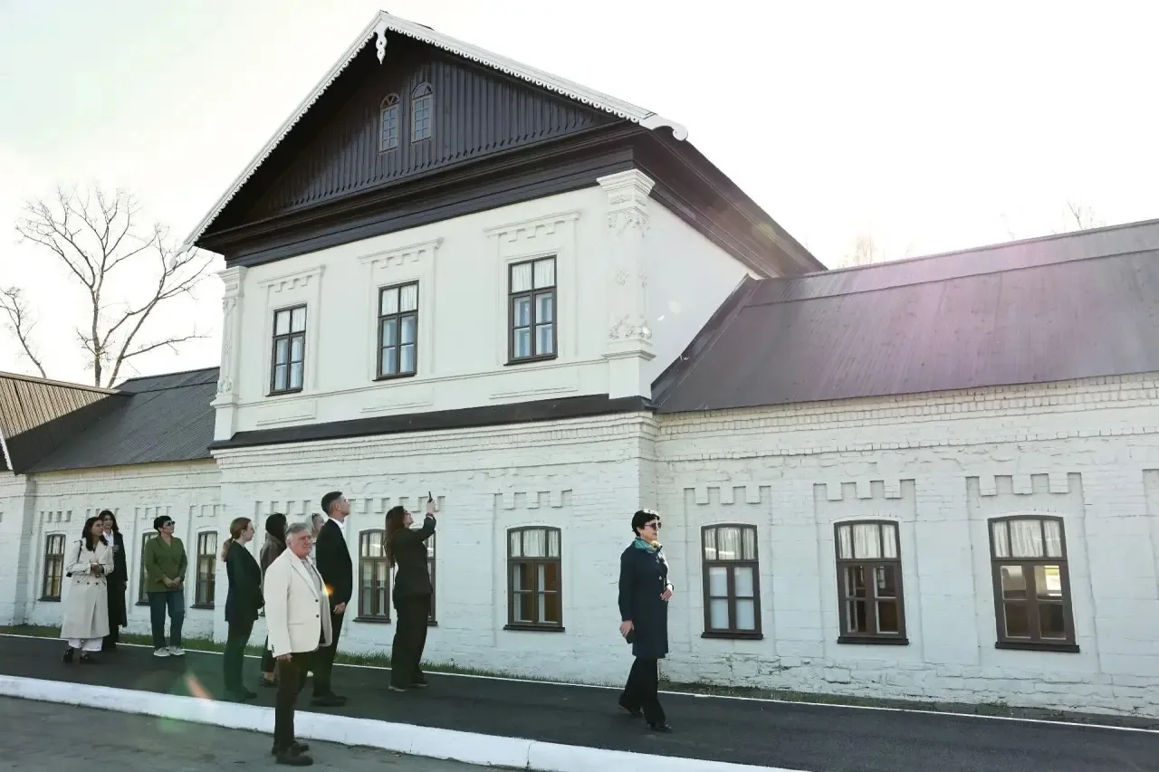 Олеся Балтусова посетила обновлённый краеведческий музей Менделеевска
