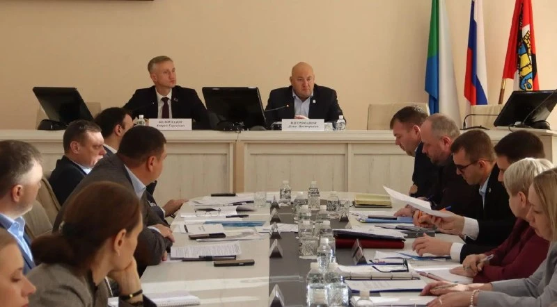 📝 В Хабаровске обсудили меры поддержки участников СВО и их семей