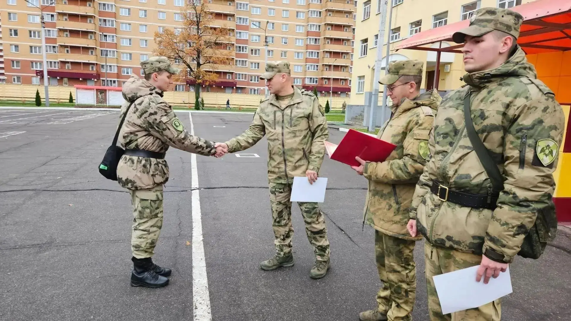 Торжественная церемония поощрения личного состава прошла в войсковой части 3421. Меропр...