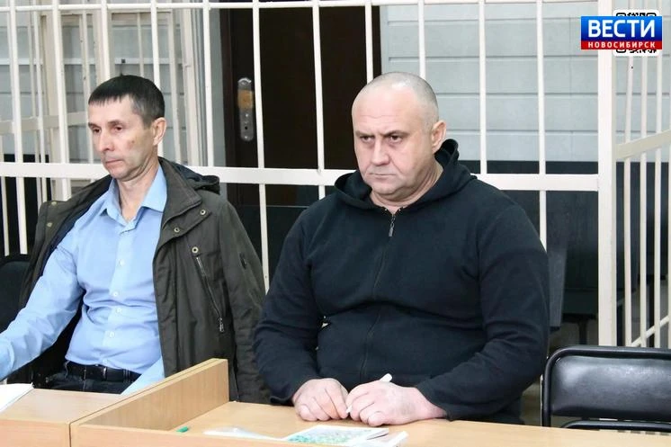 В Новосибирске судят кинолога, застрелившего соседа и его жену