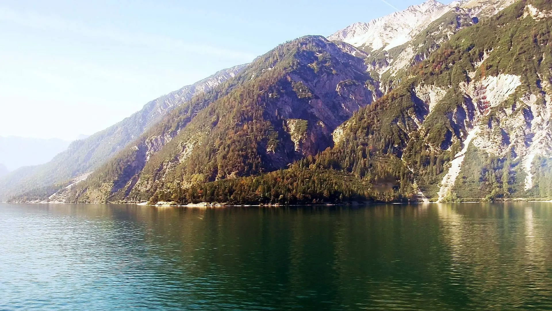 Предсказание дня: "Романтическое приключение начнётся с обычного дня, который вдруг ста...