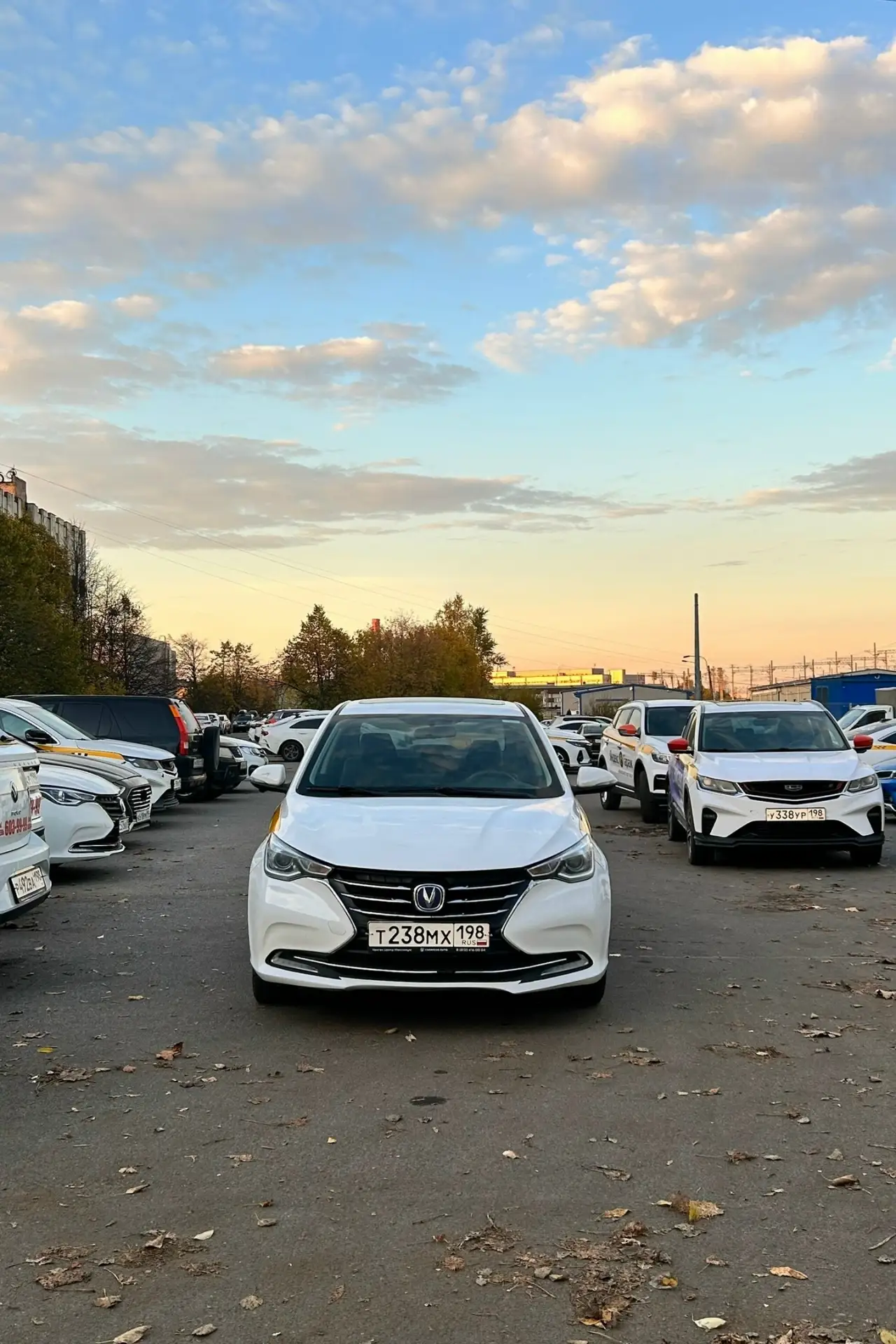 Я бы сказала что утро доброе, но оно не доброе. Второй день данные два автомобиля подпи...