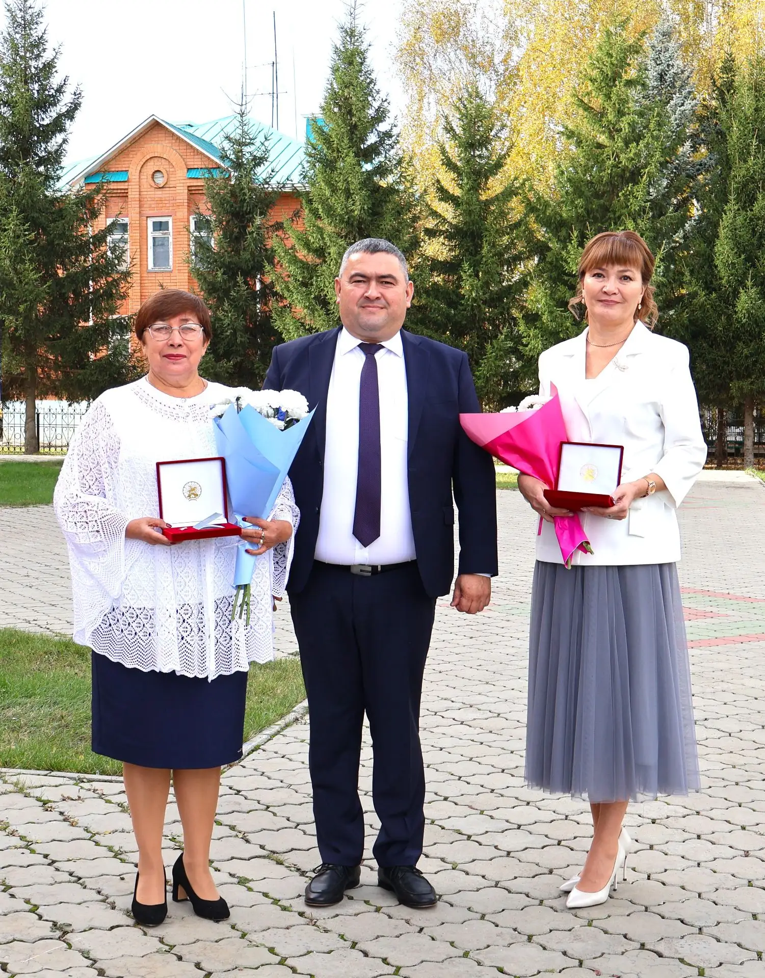 Сила нашего района всегда заключалась в людях. В тех, кто своим ежедневным трудом, тала...
