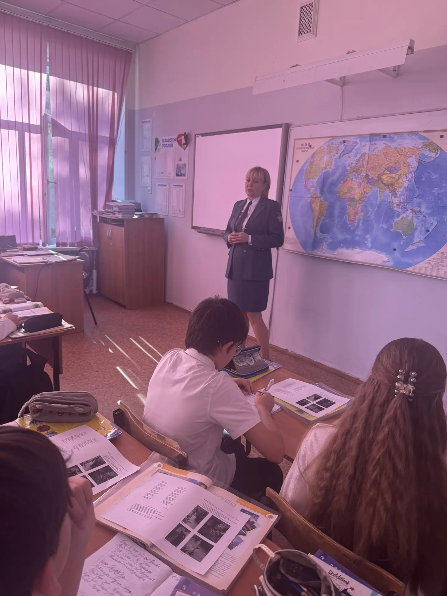 Урок финансовой грамотности: зачем платить налоги?