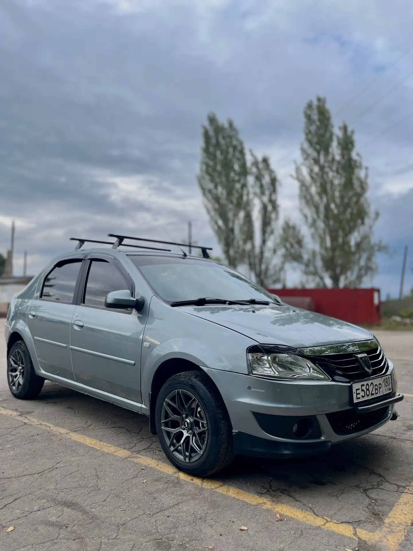 Dacia Logan ( Европейская сборка)