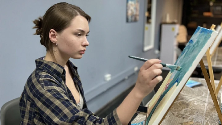 🎨 Мастер-классы по живописи акрилом в ФурПур