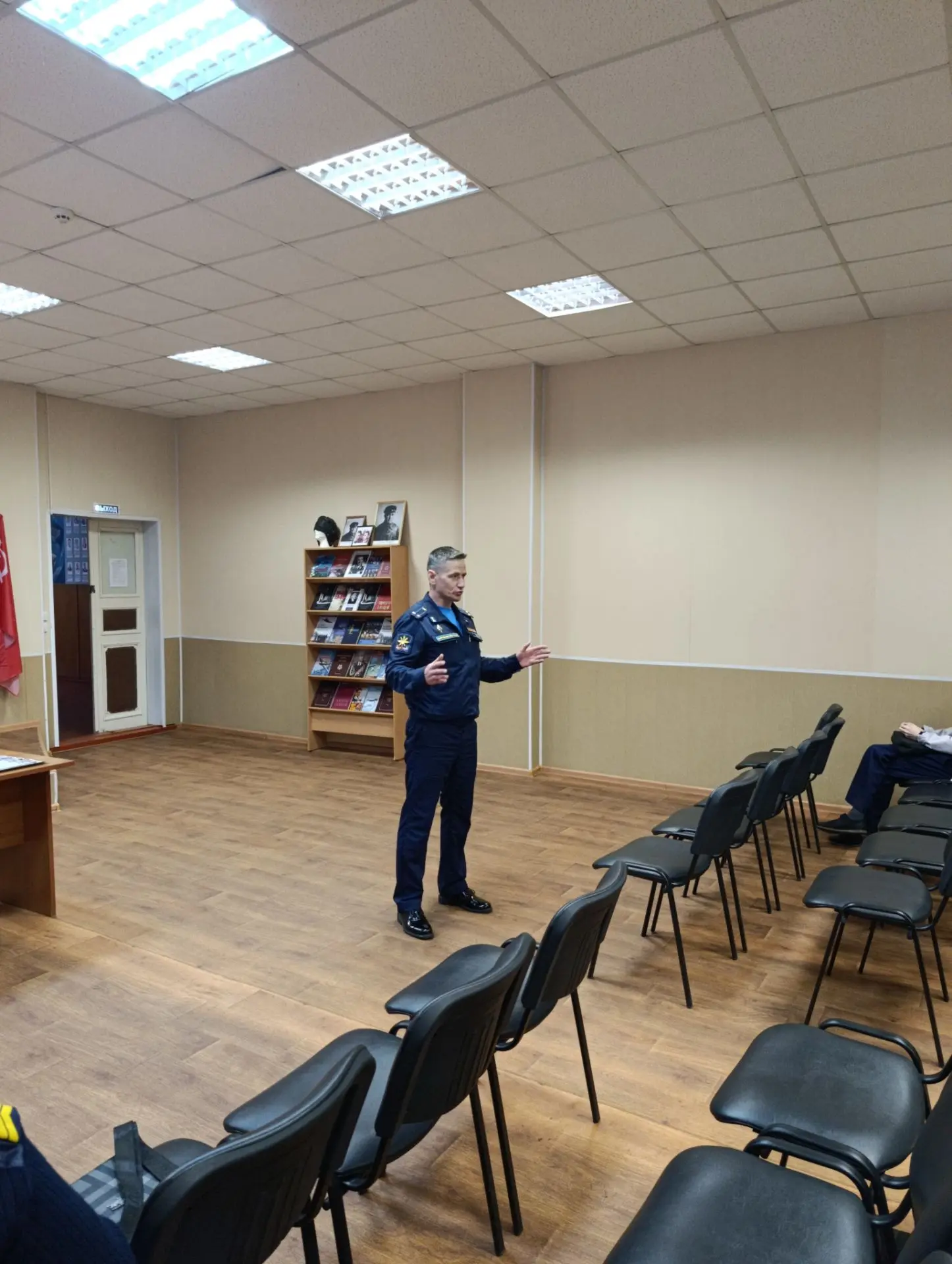 14 октября состоялась встреча курсантов 4 курса с представителем ВУНЦ ВВС «Военно-возду...