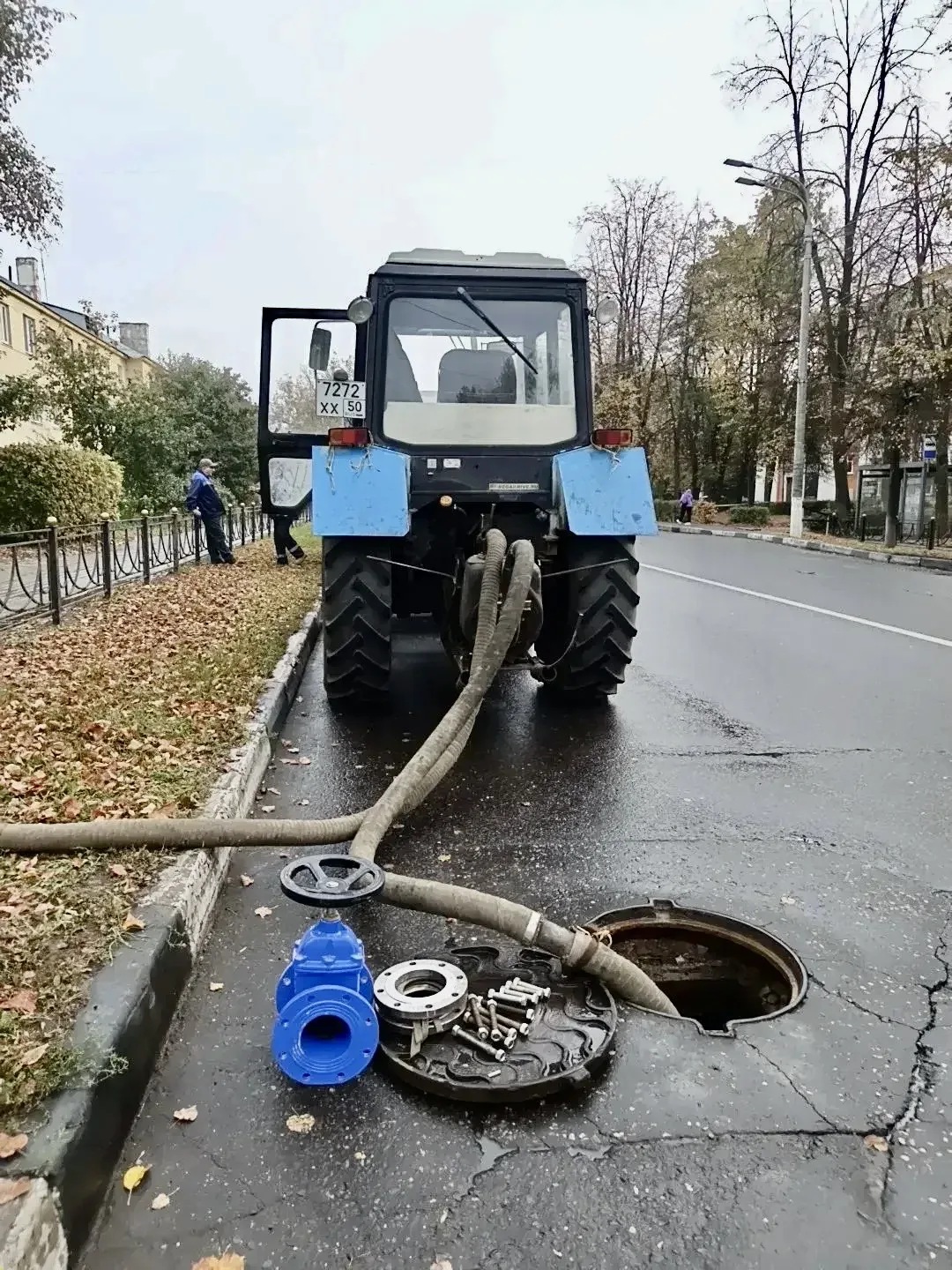 Мособлводоканал обновил запорную арматуру в водопроводном колодце в Электростали