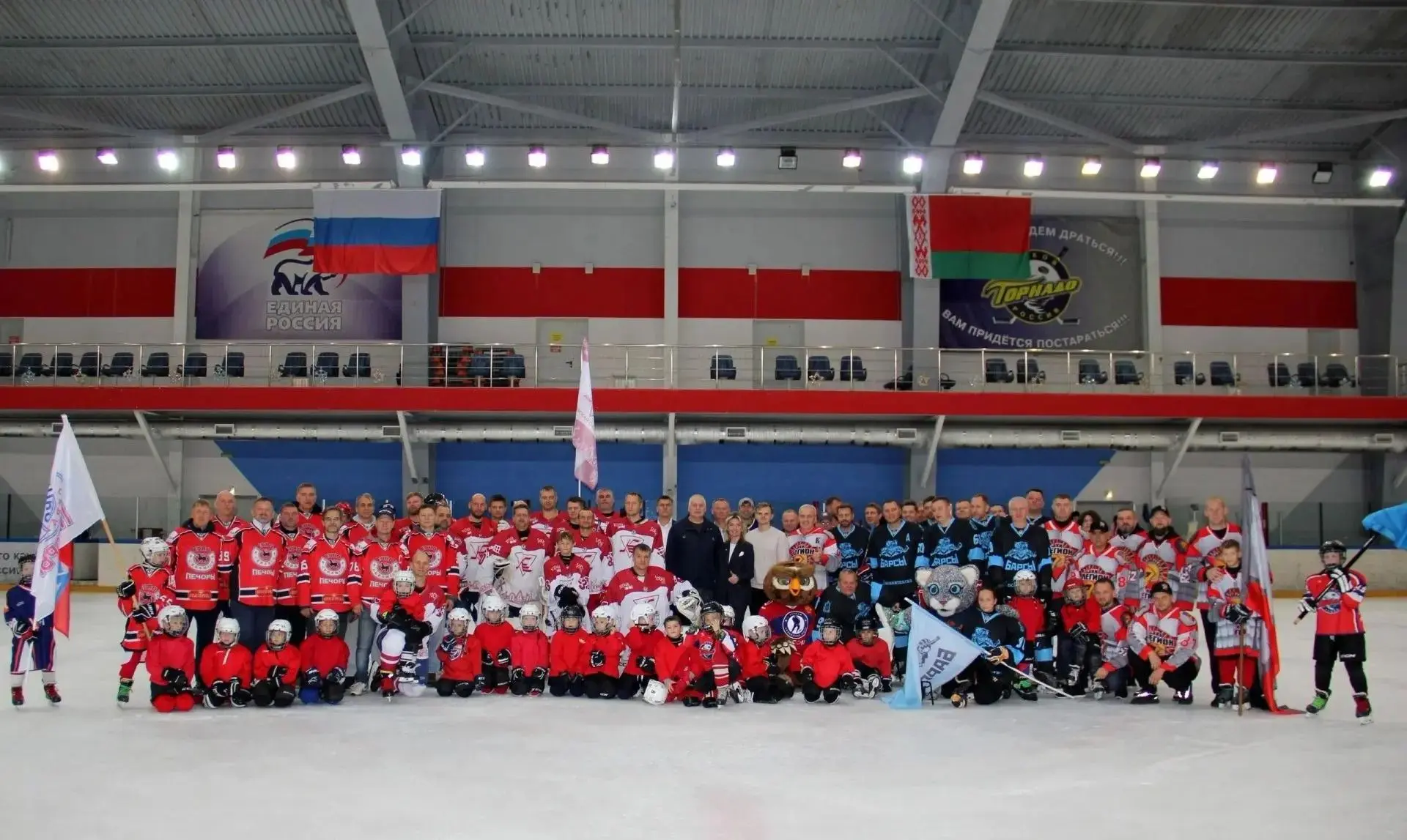🏒 Ночная хоккейная лига: региональный чемпионат в Пскове