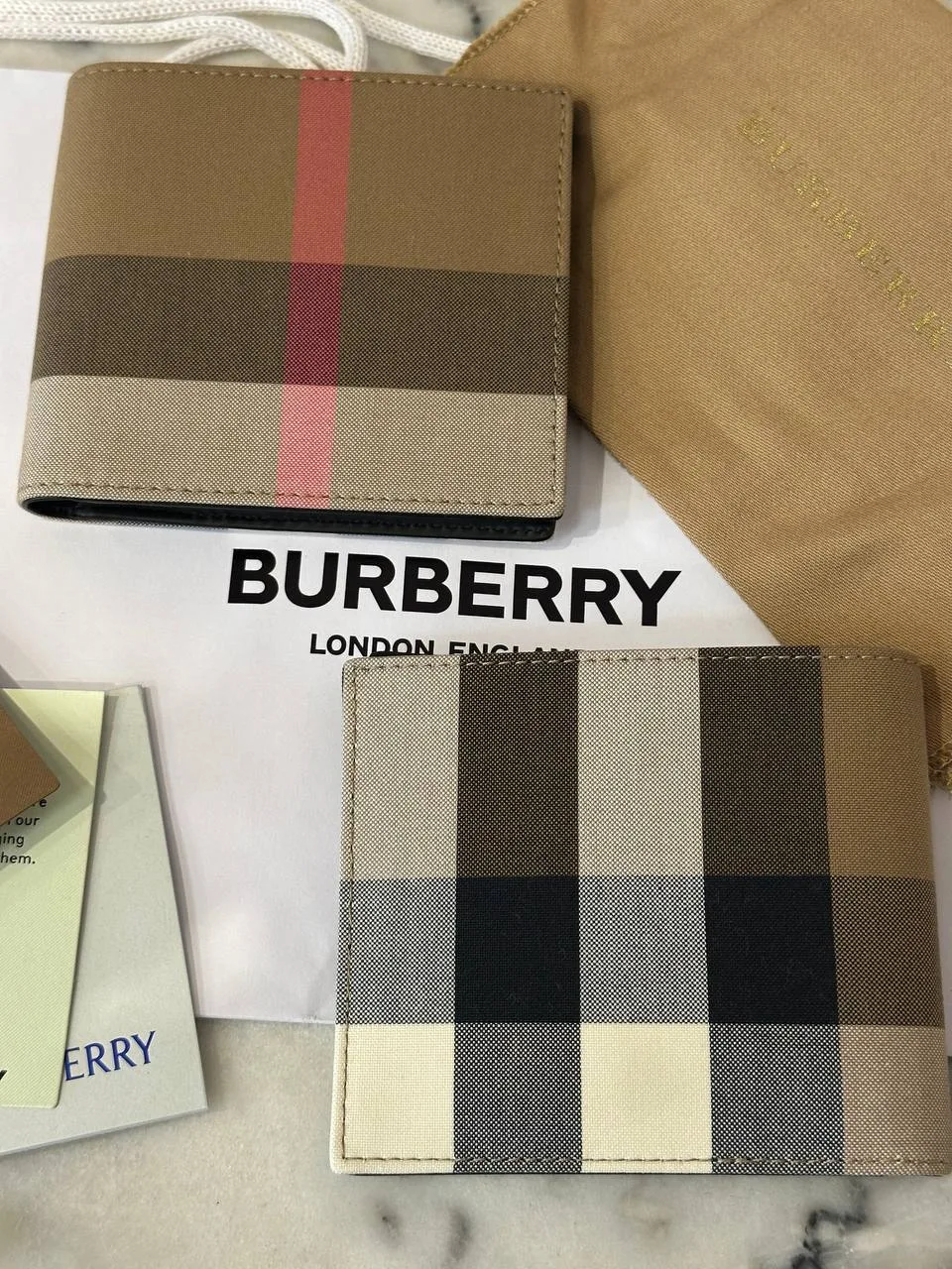 Стильное мужское портмоне BURBERRY.
