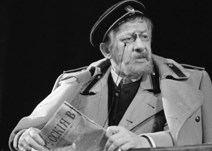 9 октября исполняется 100 лет со дня рождения Евгения Евстигнеева